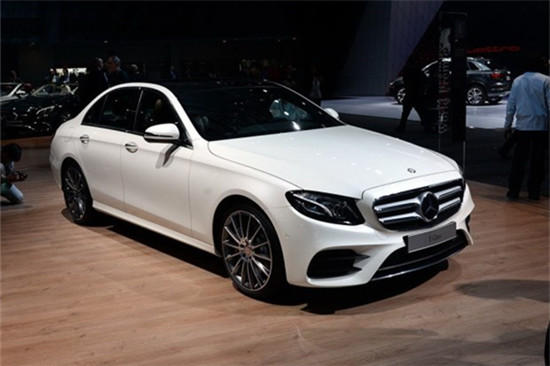 奔驰全新E级正式发布 包括多款动力版本车型