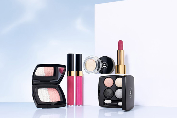 Chanel（香奈儿）推出春季珍珠色系的彩妆系列