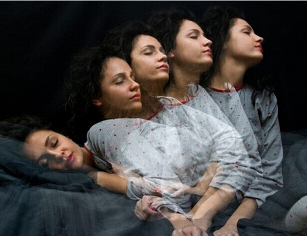  做梦吃猪蹄啃手  遗传梦游不是病意外险加码保