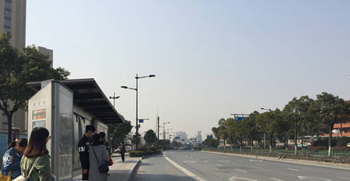  杭州公交车事故 1人死亡 意外分分钟就来买意外