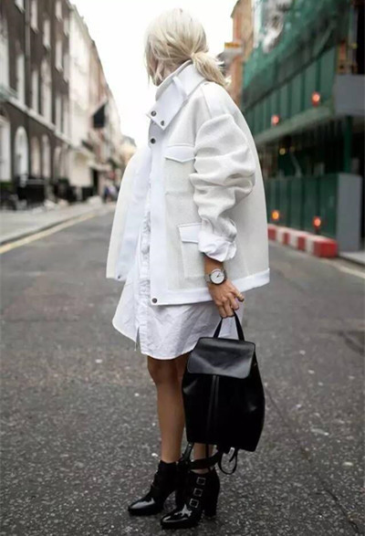 春夏服装流行趋势示范 简单小白裙穿出独特风格