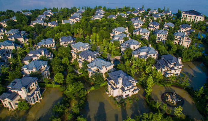 武汉人均住房_武汉人均工资(2)