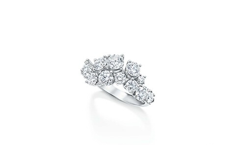海瑞温斯顿绚漪锦簇sparkling cluster系列钻石戒指