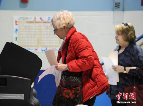 美国大选最新数据:希拉里68票特朗普48票