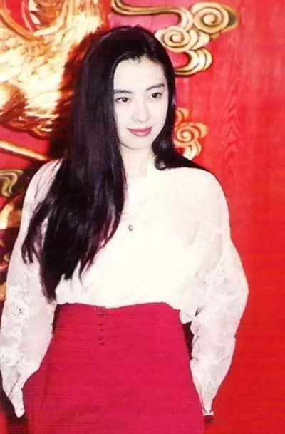 看王祖贤穿衣搭配造型示范 20年前就超级时髦