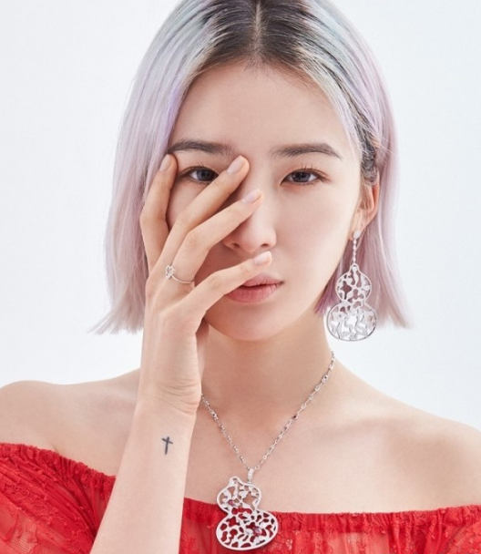 韩裔模特irene kim个性演绎珠宝品牌qeelin全新系列-第5页
