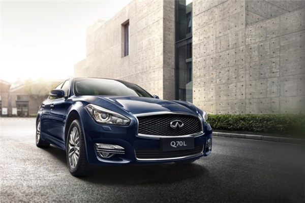 英菲尼迪(infiniti)_是哪国的品牌_汽车标志-金投奢侈