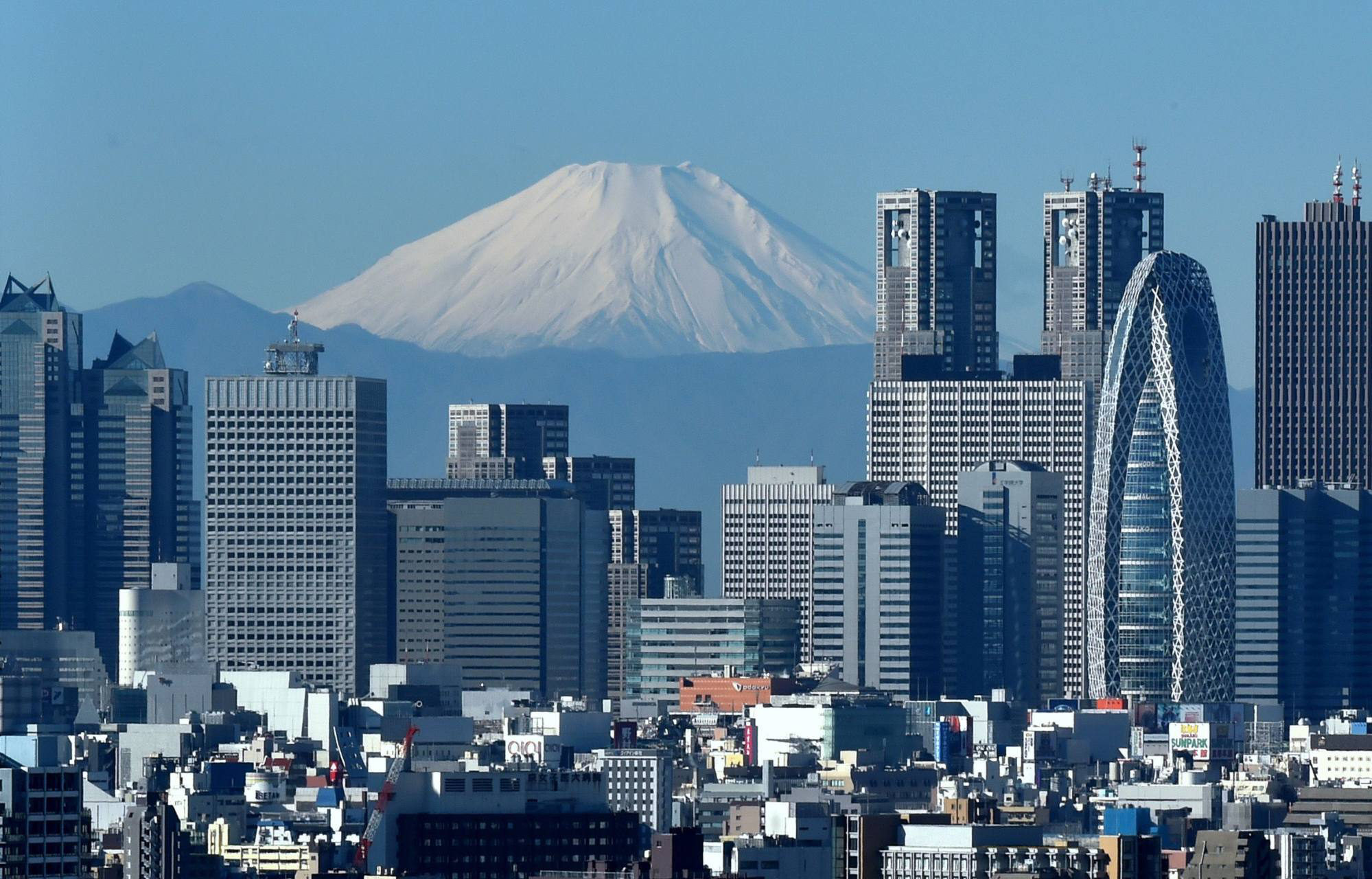 日本的"冰火两重天":经济复苏面临寒冬 房地产投资却更火了!