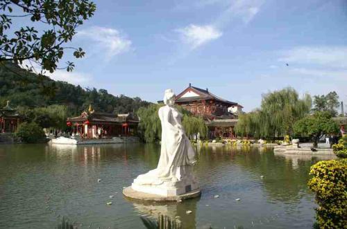 西安华清池旅游攻略_西安华清池在哪里_西安华清池吗