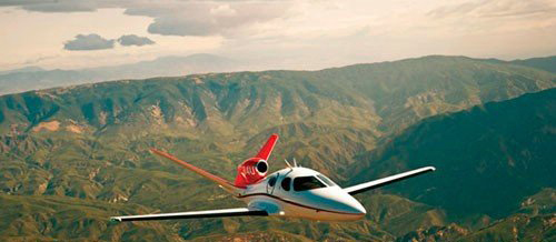 日蚀eclipse 400飞机 v型尾翼设计独特