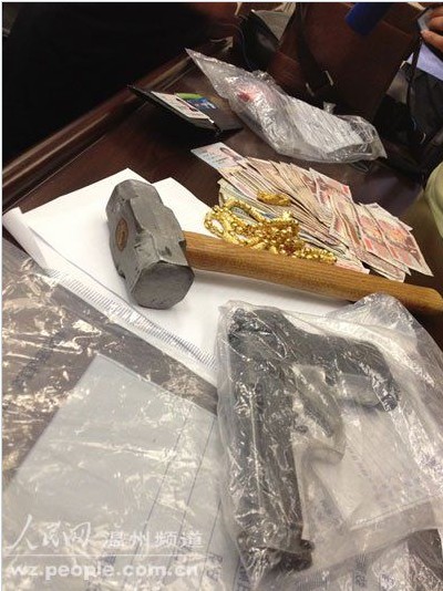 警方缴获的作案工具