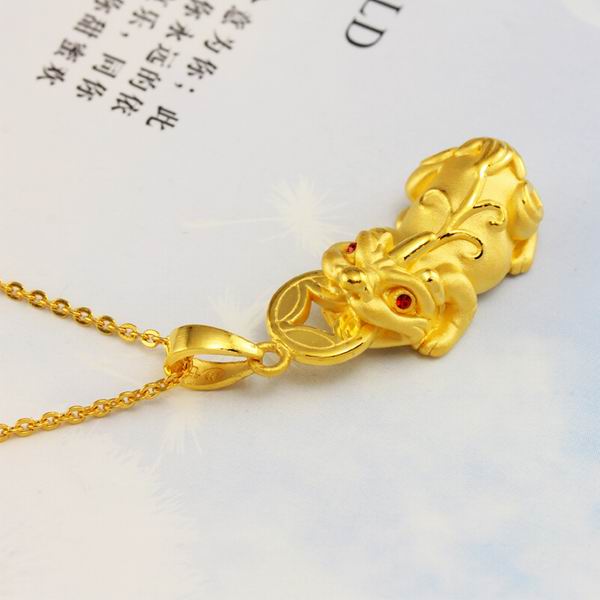 世嘉珠宝3d硬千足金招财纳福貔貅吊坠图片_珠宝图片