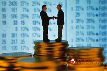黃金暴跌成熱門話題 銀行黃金定投成焦點(diǎn)