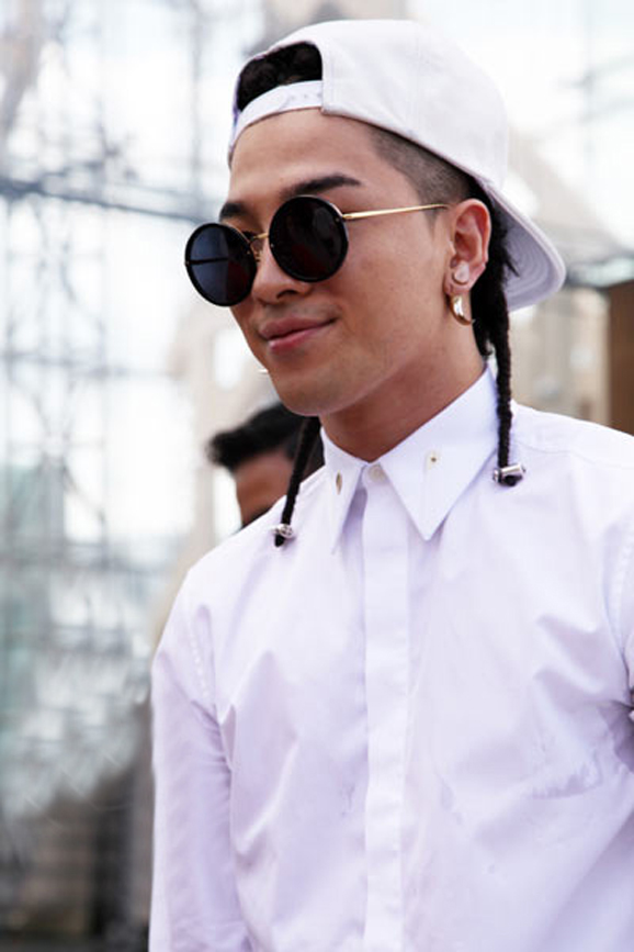 韩国偶像实力组合bigbang主唱太阳东永裴亮相louis vuitton2014春夏