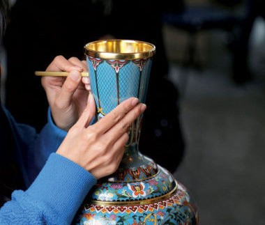 景泰蓝手艺濒临失传 珍品或成文物-金投网 (手机金投网 m.cngold.org)