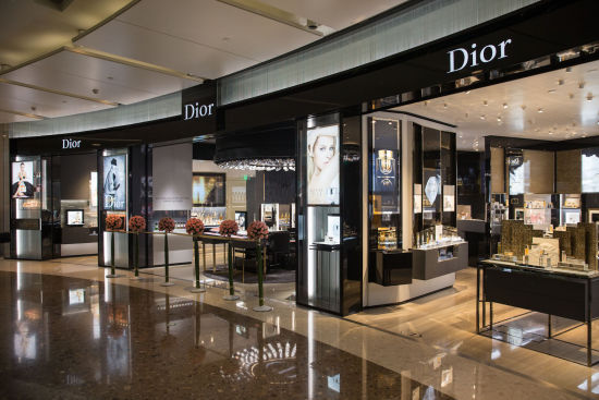 dior迪奥香水化妆品上海国金中心精品店奢华开幕
