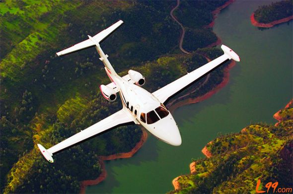 日食550:安全方便快捷的私人旅行喷气机