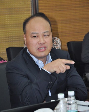 湖南仁仁洁董事长照片_湖南发展集团董事长(2)