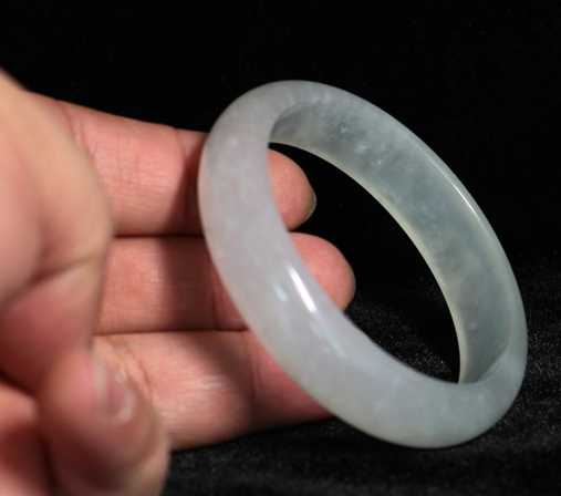 过节送礼选什么 翡翠直销节上选