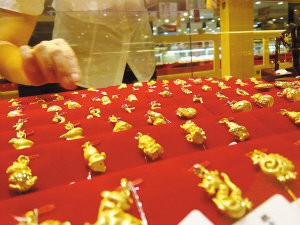 销售额下降金店降价促销 大庆黄金首饰价格仅266元每克