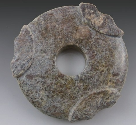 复合件玉器是良渚玉器中最重要构成部分