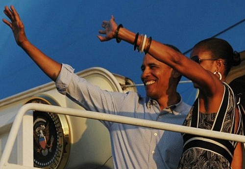奥巴马全家乘专机夏威夷度假 花费400万美元