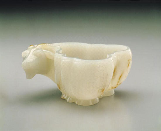 清代“乾隆工”痕都斯坦玉器极其珍贵