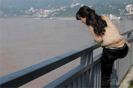 女子跳江穿越真相 实为一出自导自演闹剧