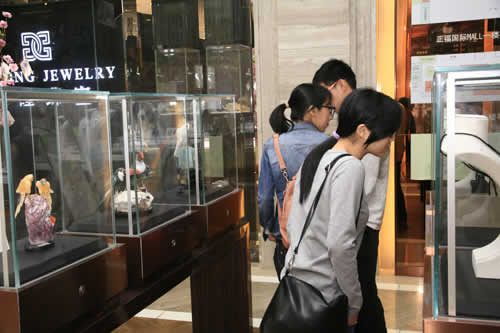 正福国际Mall珠宝精品文化展带来震撼视觉冲击