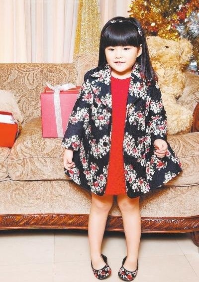 奢侈品牌染指童装 女童连衣裙标价5000多