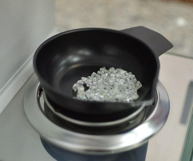 俄罗斯是全球主要钻石生产国和出口国