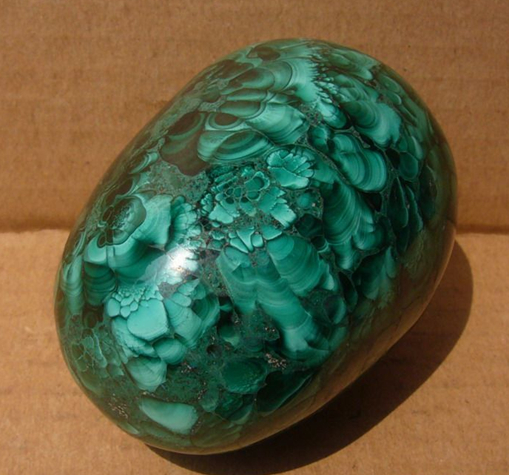 孔雀石鉴别方法