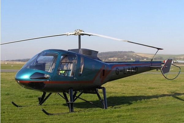 "恩斯特龙"480是恩斯特龙研制的4座民用私人飞机