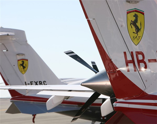 比亚乔p180—唯一可以使用法拉利标志的私人飞机