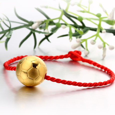 钻石快线2014世界杯硬千足金足球吊坠图片珠宝图片