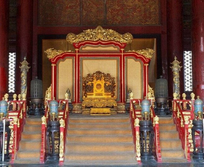 故宫博物院、扬州博物馆馆藏文物展正式亮相