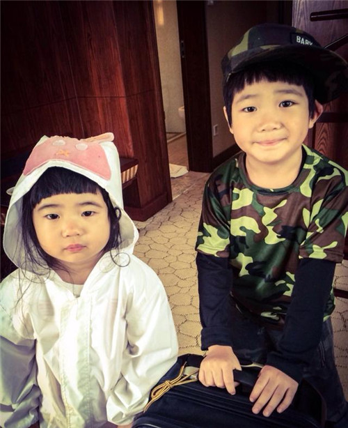 grace的暖哥哥joe帅暖 小七的哥哥们大秀服装品牌搭配