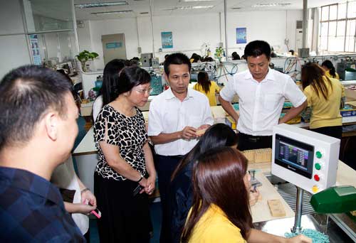 亚洲珠宝JNA创刊人莅临指导星光达珠宝