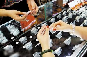 为何银饰品深受广大消费者喜爱