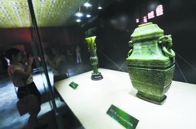 110件清代碧玉器亮相北京故宫博物院