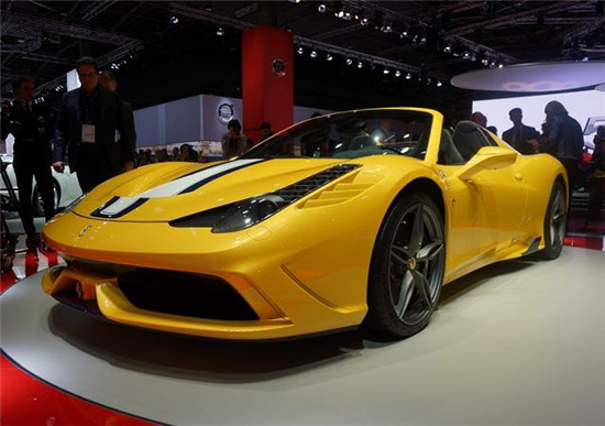 法拉利全新458 speciale aperta亮相巴黎車展