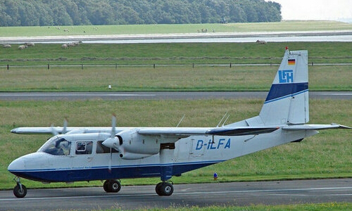 摘要:昨日,国内首款8座通勤类私人飞机在美国爱荷华州安琪飞机制造