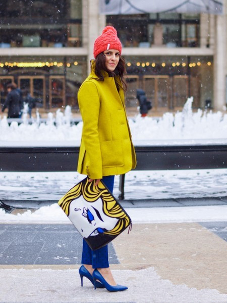 黄色帽子配什么颜色衣服图片(黄色帽子配什么颜色衣服) 黄色帽子配什么颜色衣服图片(黄色帽子配什么颜色衣服)