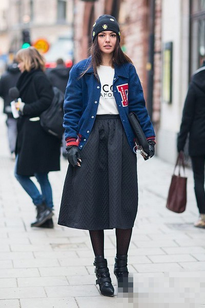 时尚穿搭街拍长裙 18d80dc7273d7fb6c237131ab5d098f9.jpg?_=1421718705331