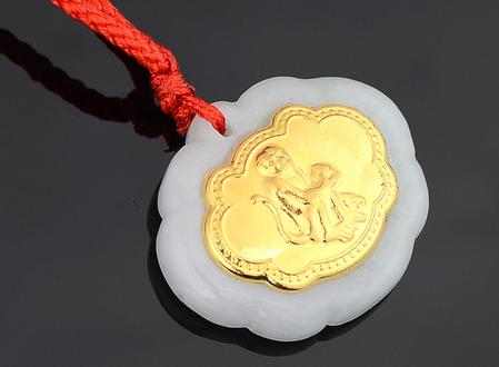 金鑲玉翡翠掛件多少一個