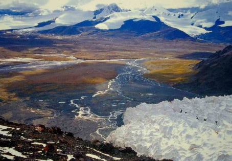 青藏高原积极应对环境保护