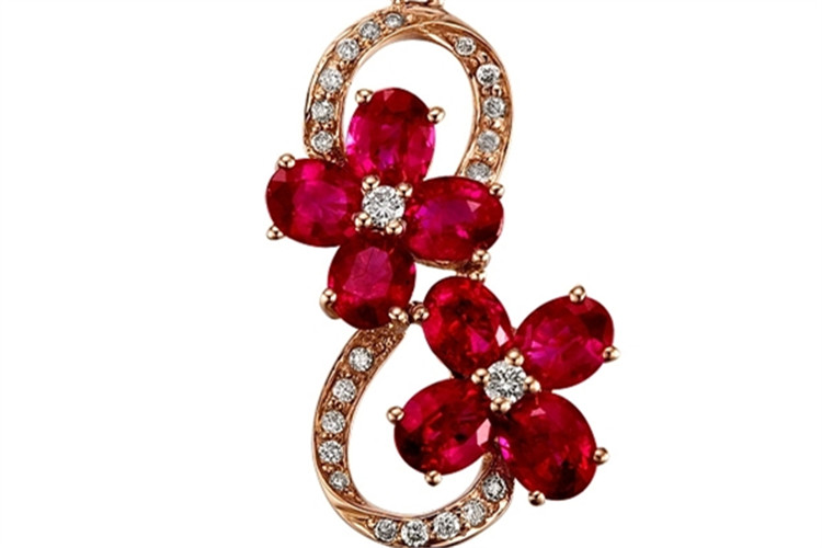 佐卡伊珠宝白18k金2.5克拉红宝石钻石项链_珠宝图片