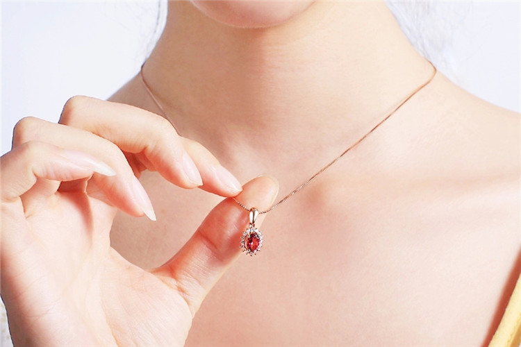 伟德国际金饰克价站上1100元