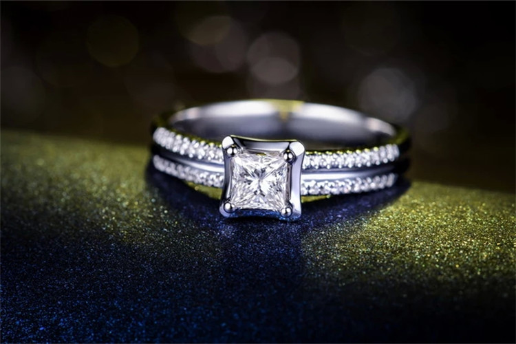 佐卡伊珠宝白18k金双排结婚钻石戒指_珠宝图片