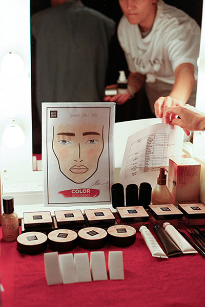 玛丽黛佳化妆品品牌开启彩妆界"rosy cheek"全新理念